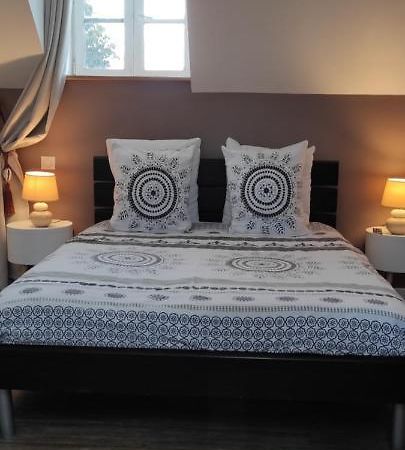 Le Petit Kerangoi Bed & Breakfast Пон-Авен Екстериор снимка