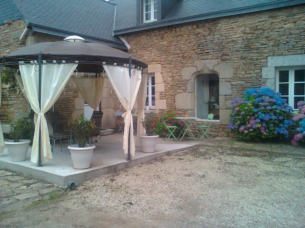 Le Petit Kerangoi Bed & Breakfast Пон-Авен Екстериор снимка